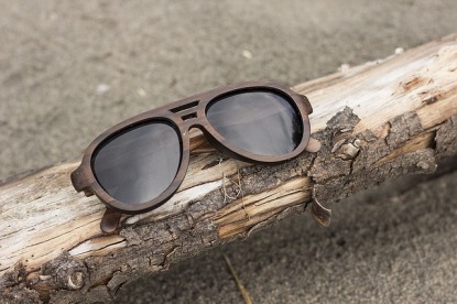 design-em-madrid-oculos-madeira